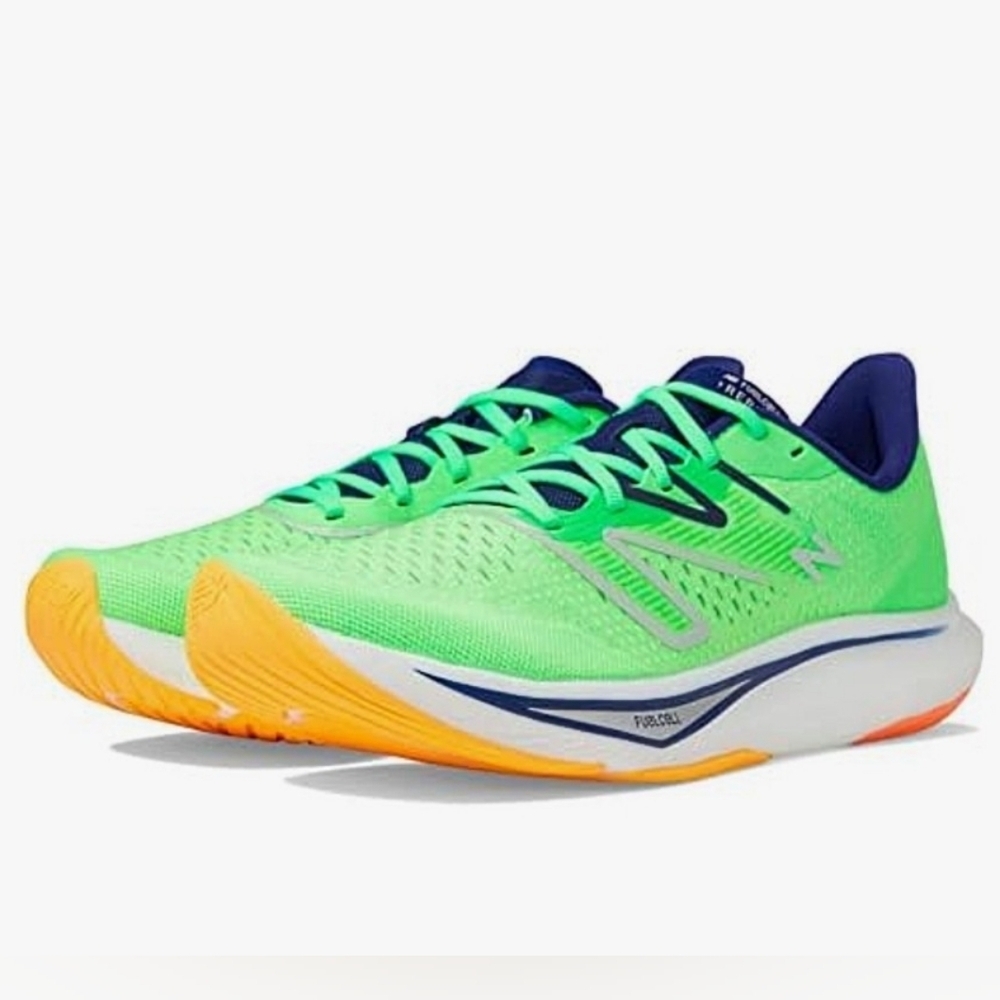 New Balance FuelCell Rebel v3 Sneakers